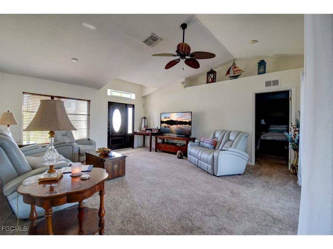 2723 Van Buren Parkway Cape Coral FL 33993 2026000441 image7