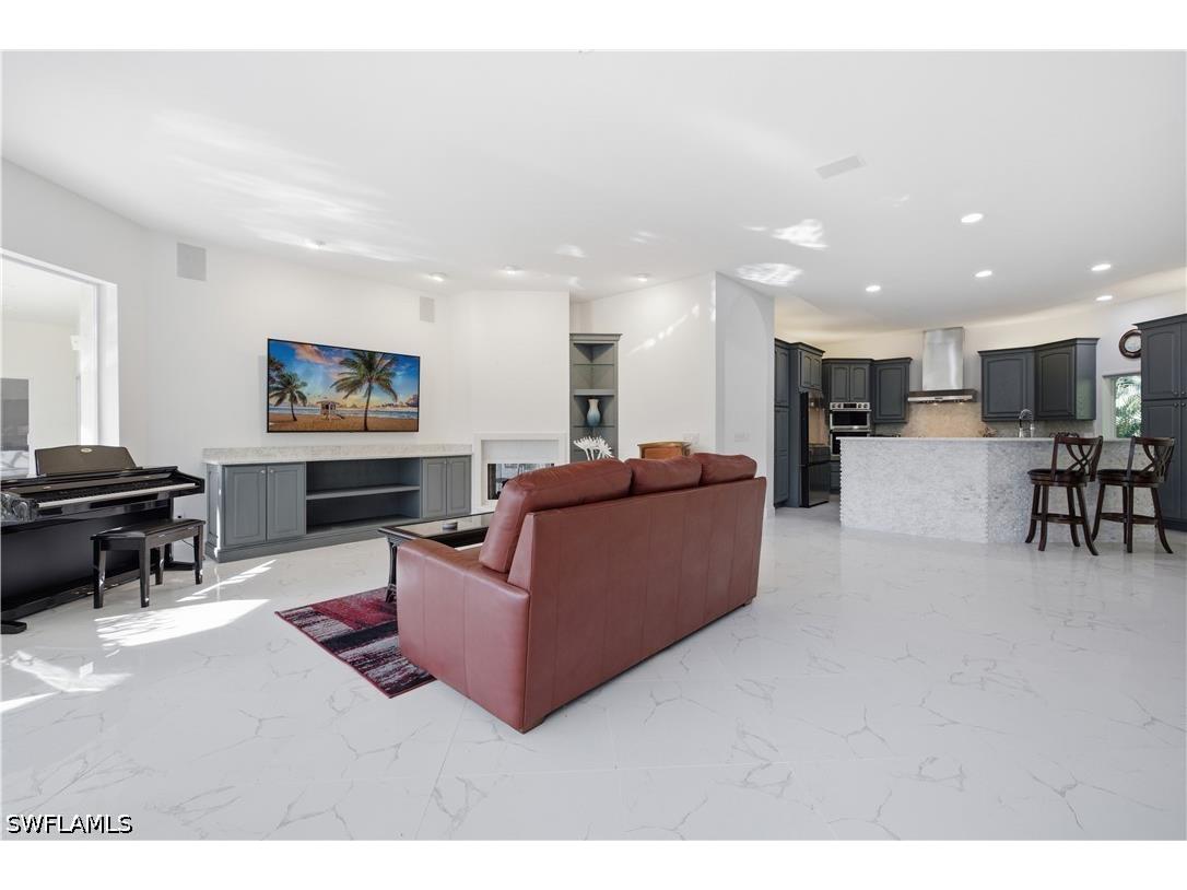 27231 Lakeway Court Bonita Springs FL 34134 226025230 image11
