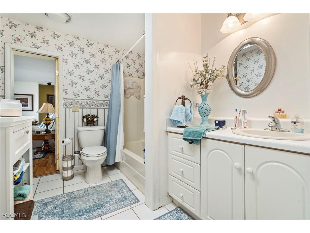 2724 3rd Street SW Lehigh Acres FL 33976 2026007758 image14