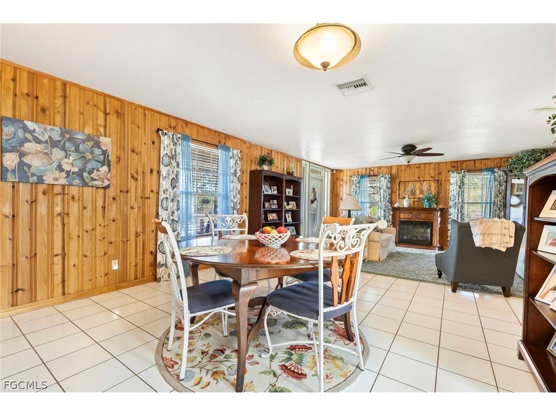 2724 3rd Street SW Lehigh Acres FL 33976 2026007758 image7