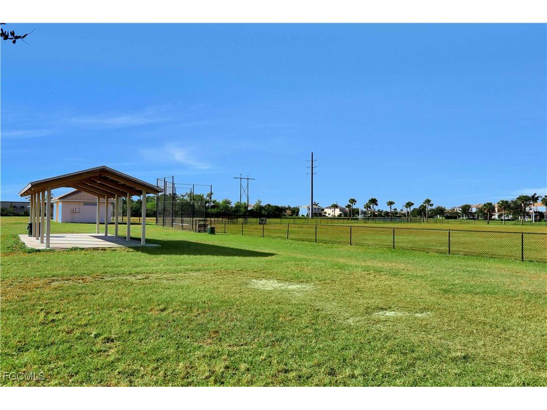 2724 Blue Cypress Lake Court Cape Coral FL 33909 2025013631 image31