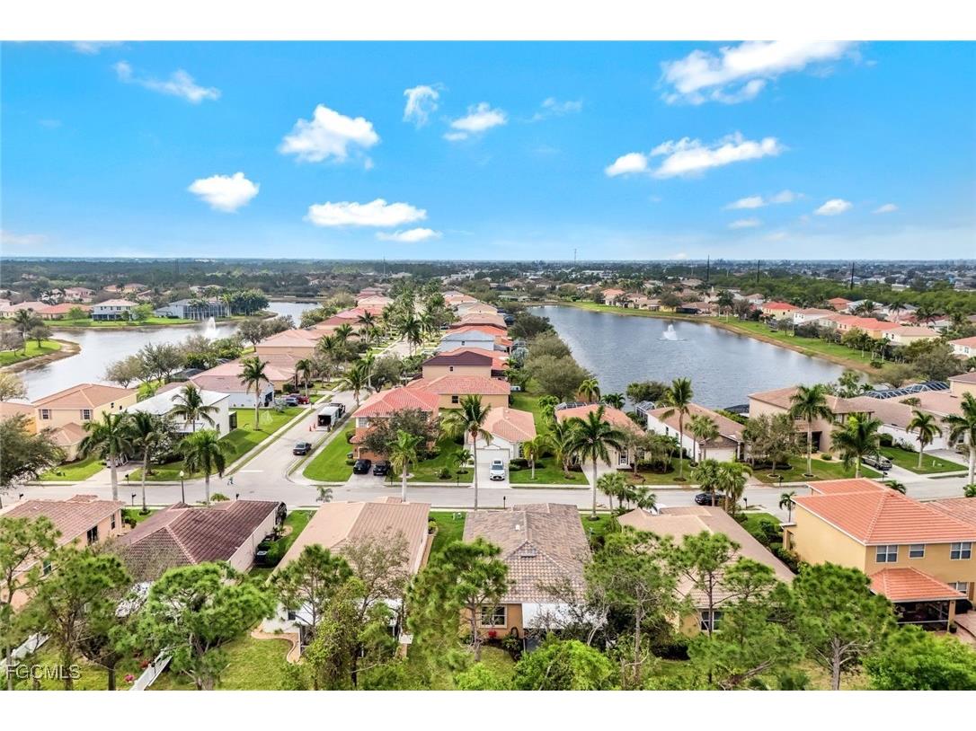 2724 Blue Cypress Lake Court Cape Coral FL 33909 2025013631 image32