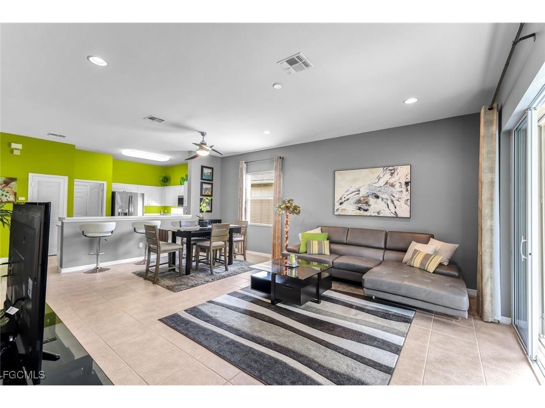 2724 Blue Cypress Lake Court Cape Coral FL 33909 2025013631 image7