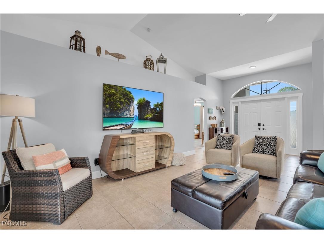 2724 Cape Coral Parkway W Cape Coral FL 33914 2026002525 image12