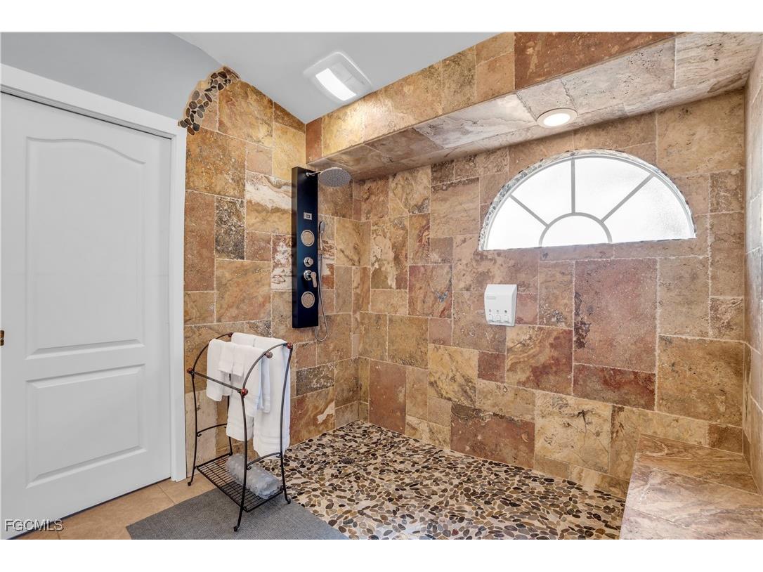 2724 Cape Coral Parkway W Cape Coral FL 33914 2026002525 image19