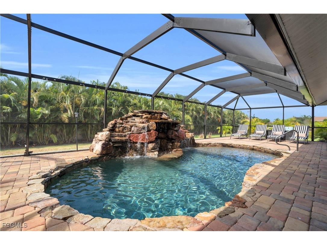 2724 Cape Coral Parkway W Cape Coral FL 33914 2026002525 image5