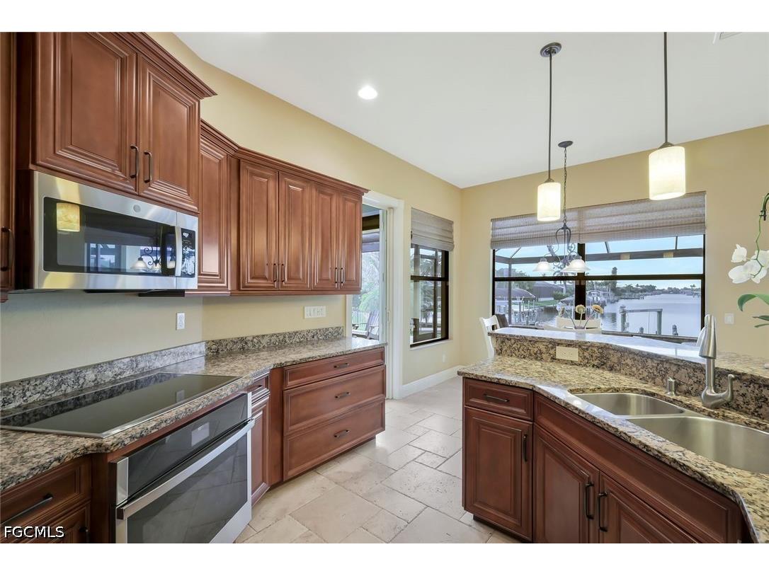 2724 Gleason Parkway Cape Coral FL 33914 2026008183 image12