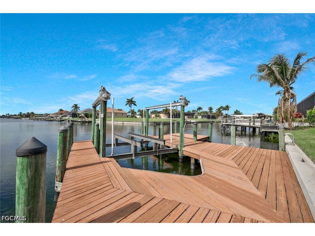 2724 Gleason Parkway Cape Coral FL 33914 2026008183 image40