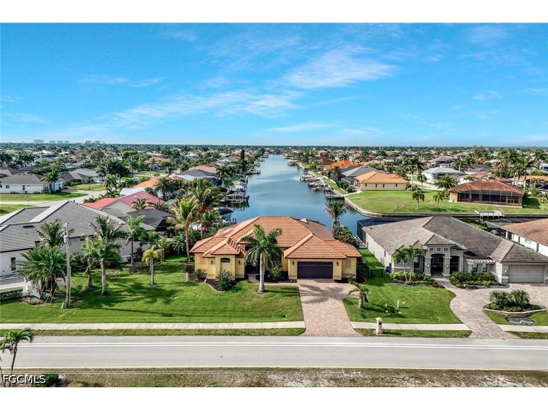 2724 Gleason Parkway Cape Coral FL 33914 2026008183 image5