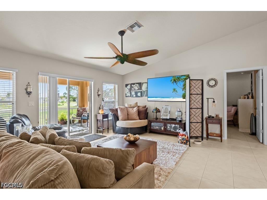 2724 NW 21st Terrace Cape Coral FL 33993 2026020240 image15