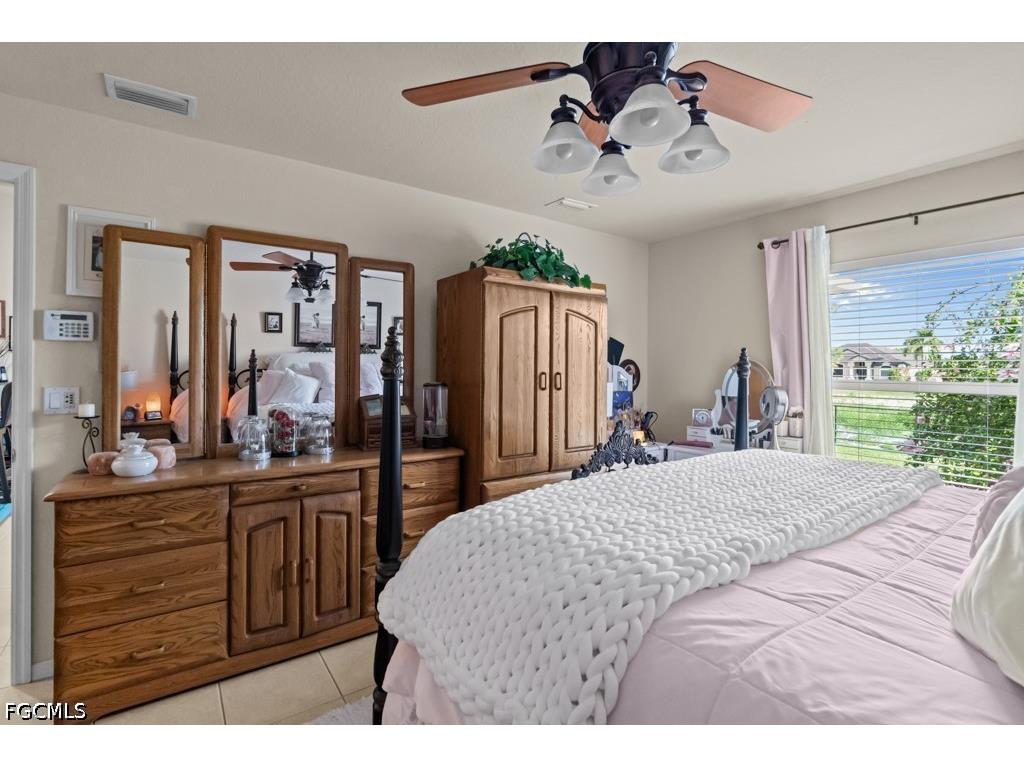 2724 NW 21st Terrace Cape Coral FL 33993 2026020240 image21