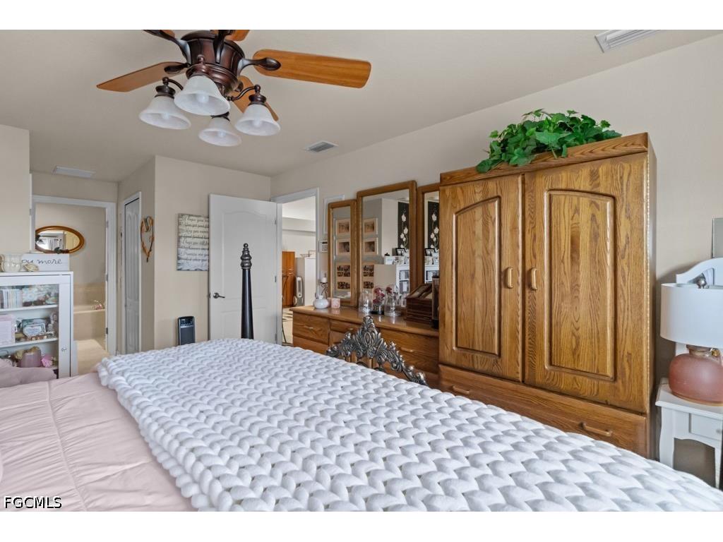 2724 NW 21st Terrace Cape Coral FL 33993 2026020240 image23