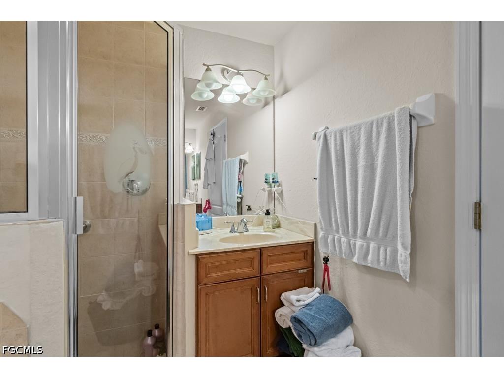 2724 NW 21st Terrace Cape Coral FL 33993 2026020240 image28