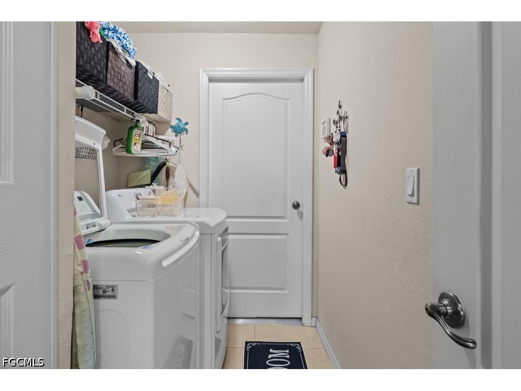 2724 NW 21st Terrace Cape Coral FL 33993 2026020240 image32