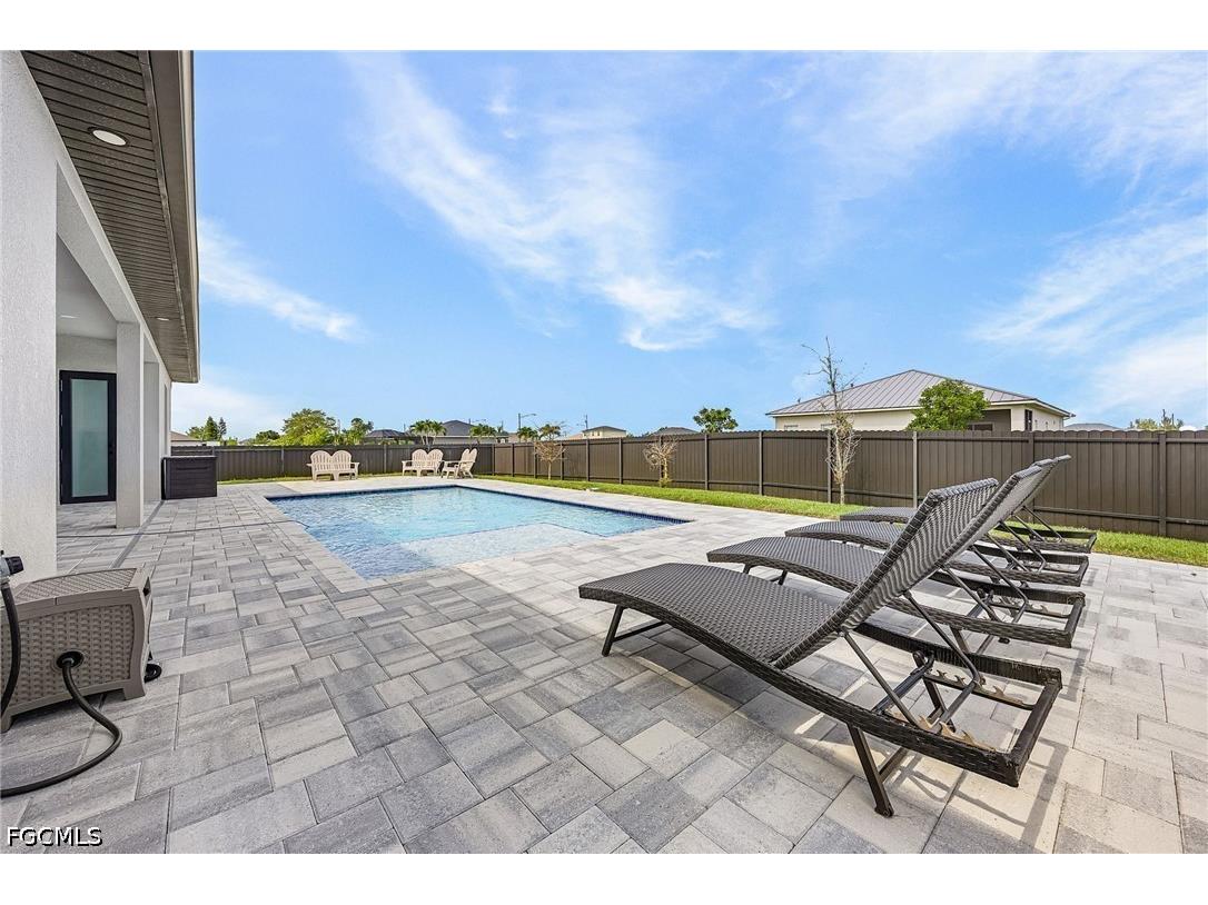2724 NW 7th Place Cape Coral FL 33993 2026021857 image32