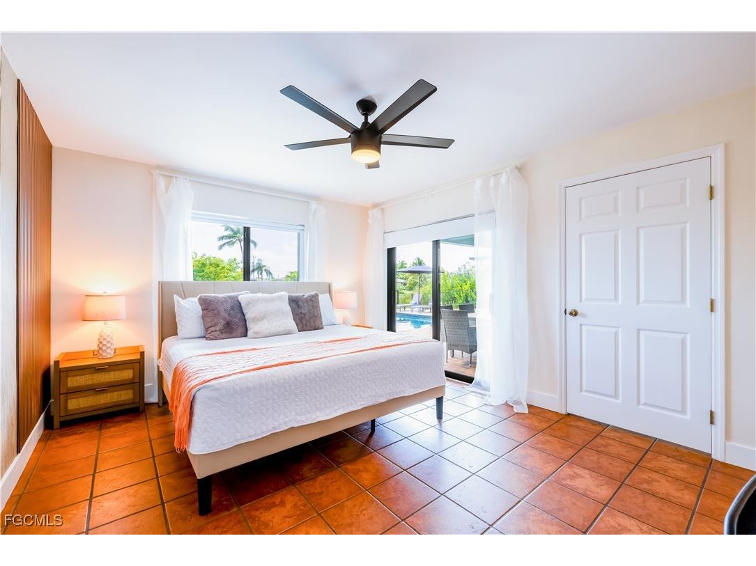 2724 SW 1st Terrace Cape Coral FL 33991 224098910 image12