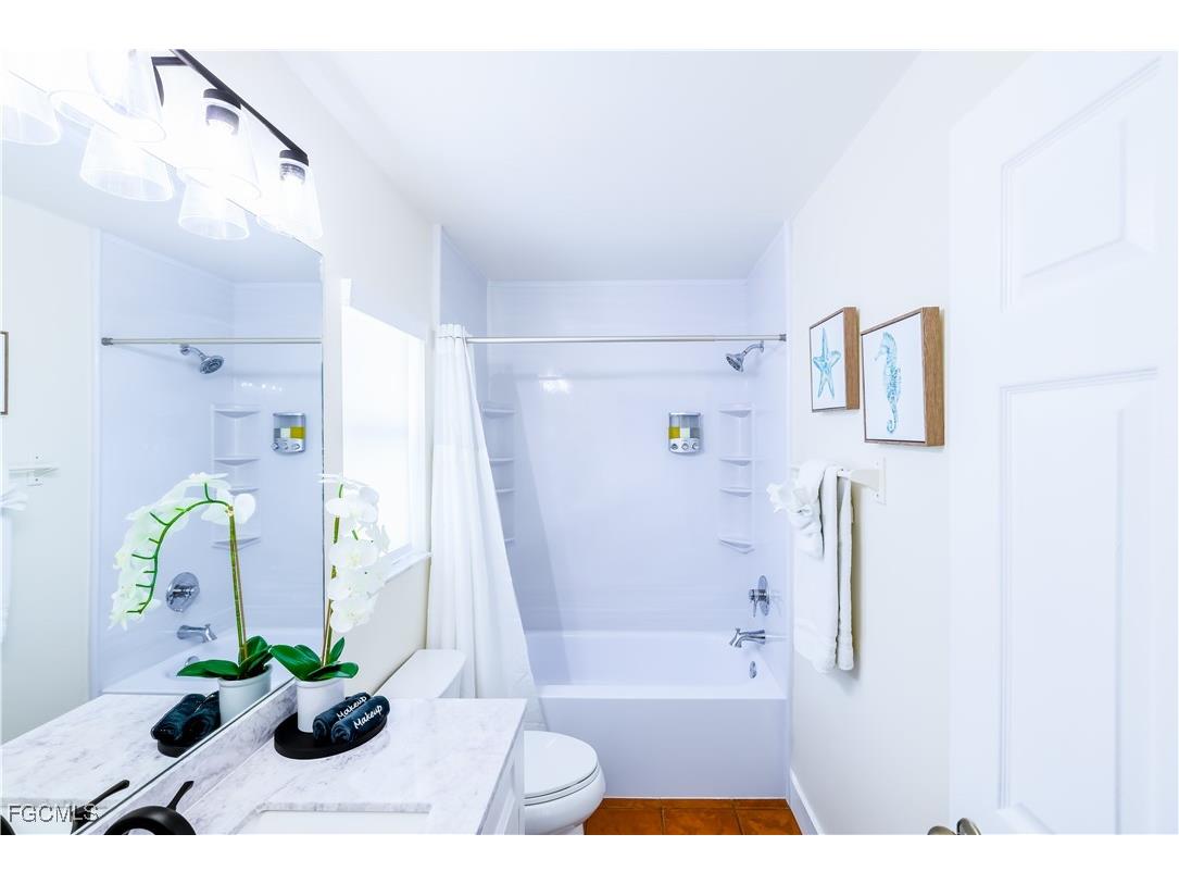 2724 SW 1st Terrace Cape Coral FL 33991 224098910 image22