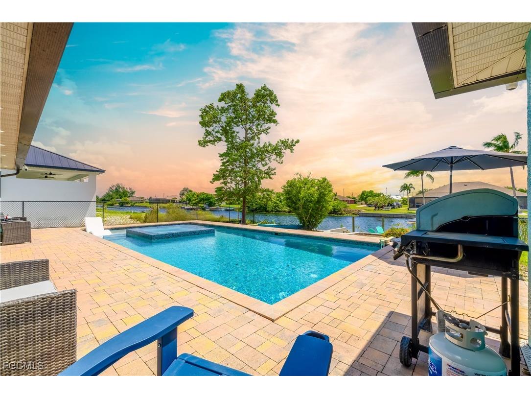 2724 SW 1st Terrace Cape Coral FL 33991 224098910 image3