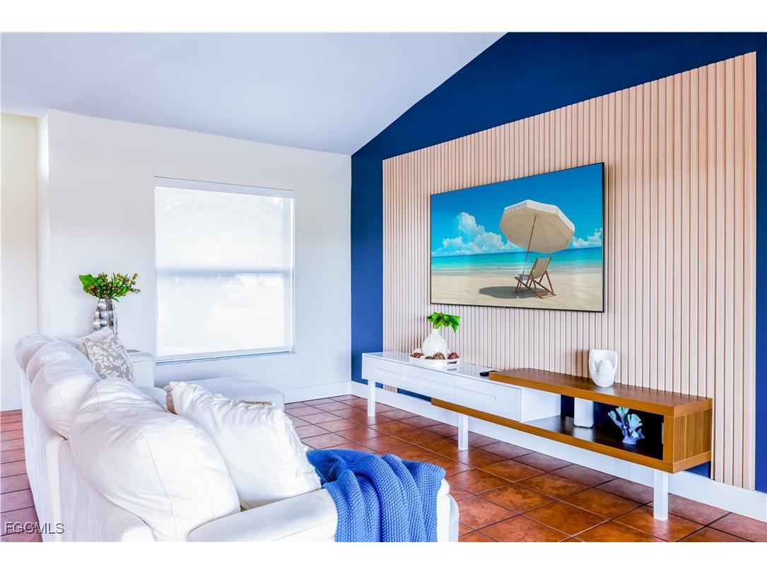 2724 SW 1st Terrace Cape Coral FL 33991 224098910 image4