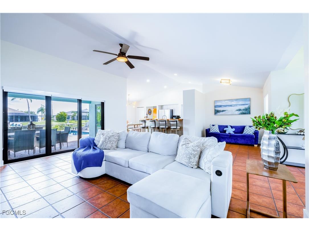 2724 SW 1st Terrace Cape Coral FL 33991 224098910 image5