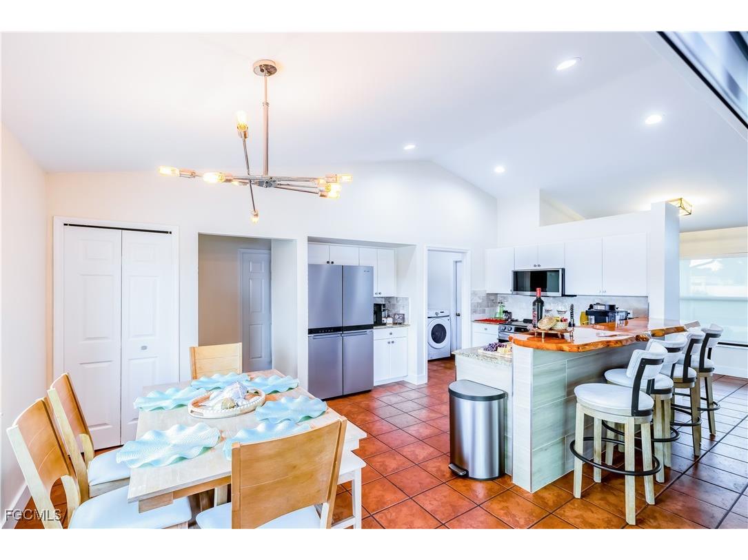 2724 SW 1st Terrace Cape Coral FL 33991 224098910 image9