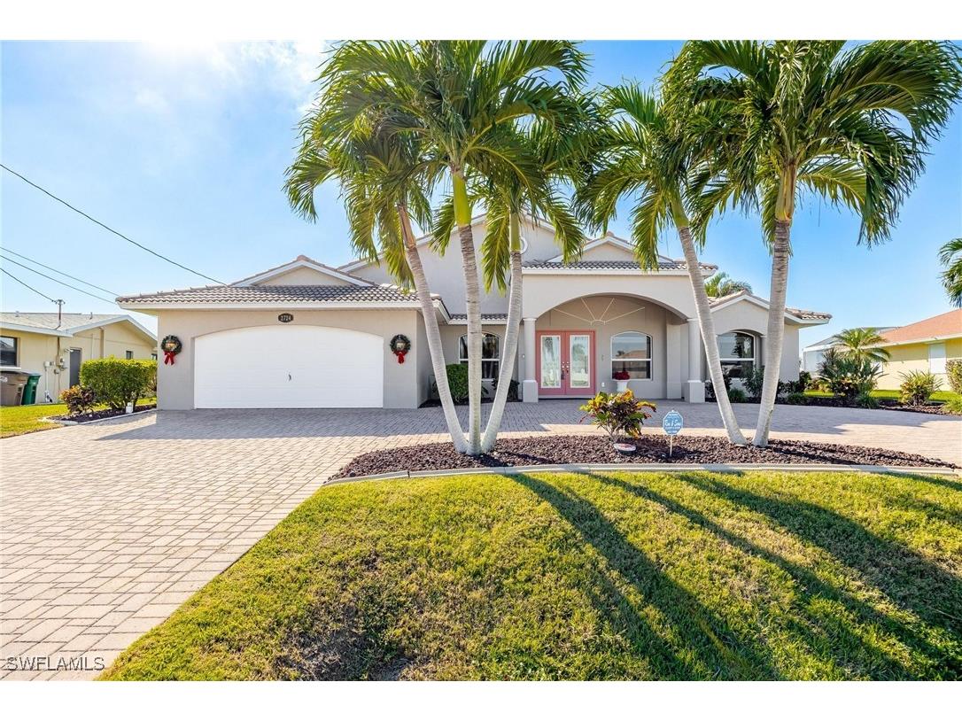 2724 Shelby Parkway Cape Coral FL 33904 224096382 image1