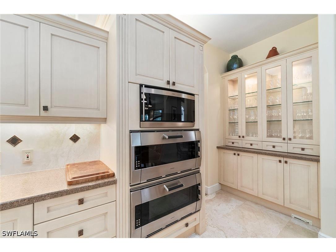 27241 Lakeway Court Bonita Springs FL 34134 226014025 image8
