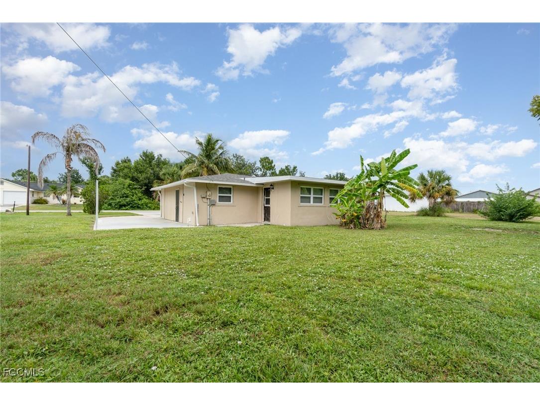 27245 Washington Street Punta Gorda FL 33983 2025004637 image15