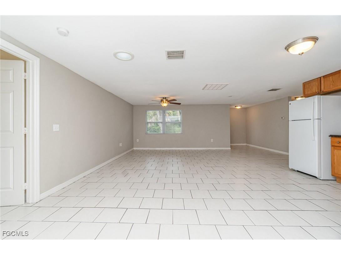 27245 Washington Street Punta Gorda FL 33983 2025004637 image4