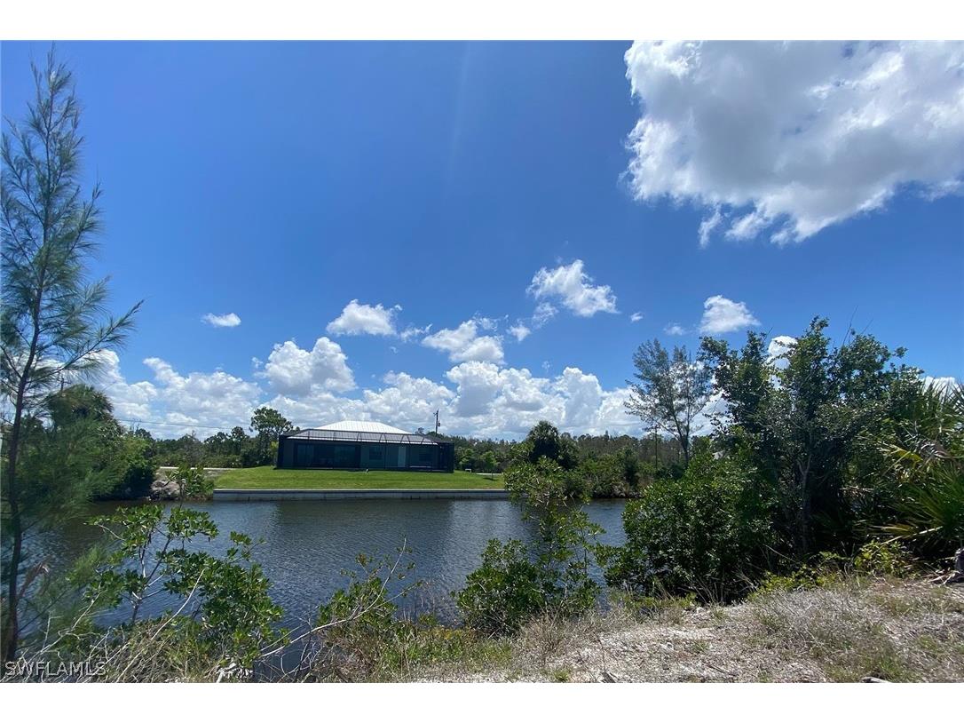 2725 NW 41st Avenue Cape Coral FL 33993 224047482 image3