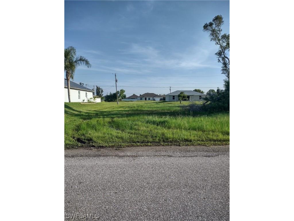 2725 NW 5th Street Cape Coral FL 33993 223057561 image1