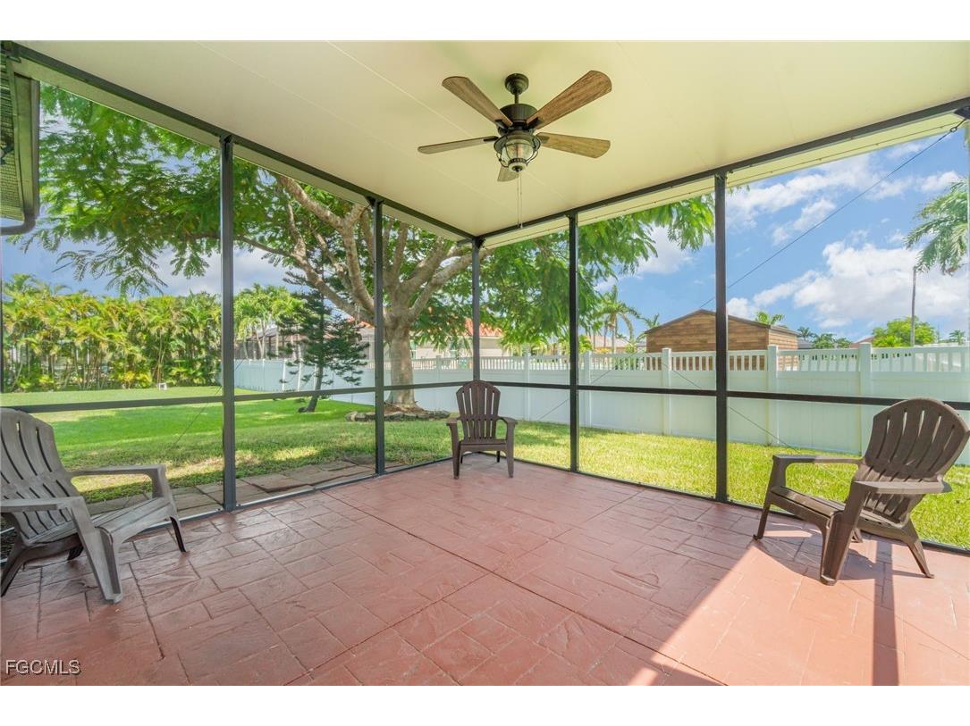 2725 SW 28th Place Cape Coral FL 33914 2025009100 image5