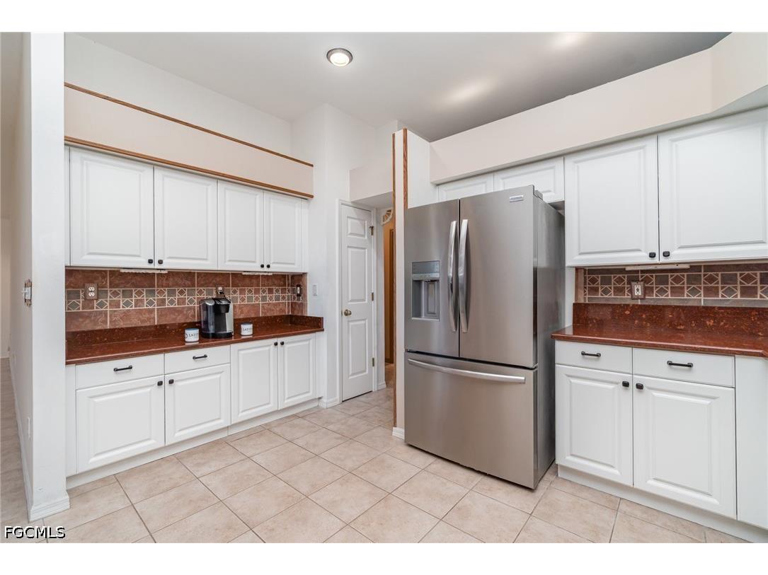 2725 SW 28th Place Cape Coral FL 33914 2026015629 image10