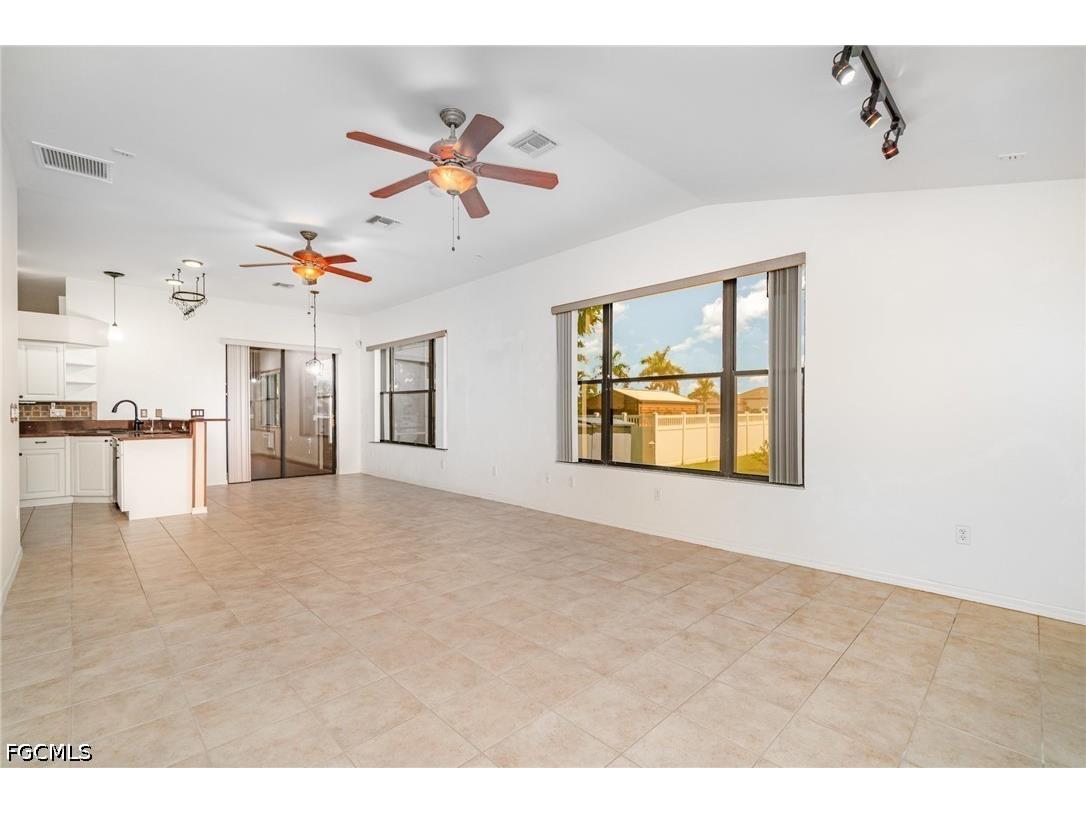 2725 SW 28th Place Cape Coral FL 33914 2026015629 image14