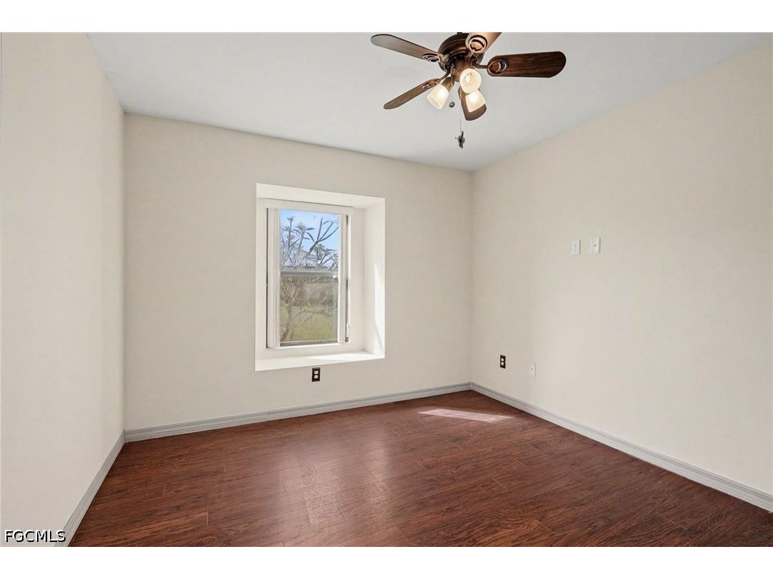 2725 SW 28th Place Cape Coral FL 33914 2026015629 image16