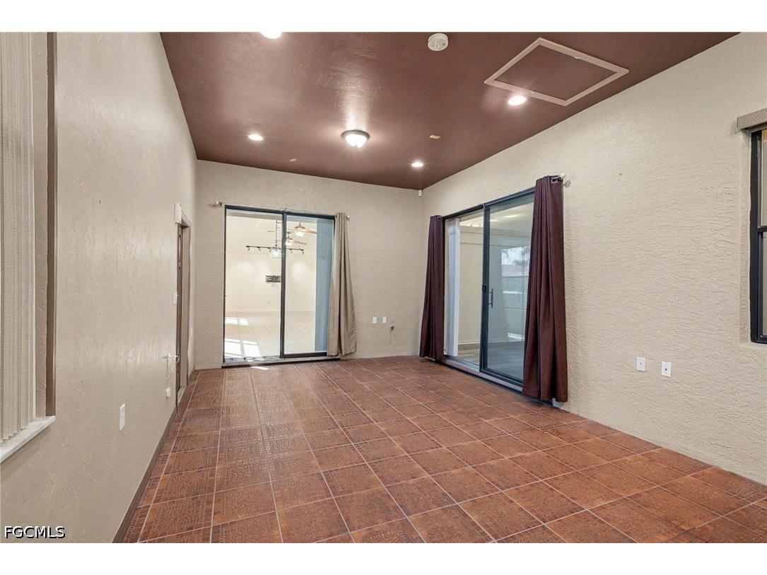 2725 SW 28th Place Cape Coral FL 33914 2026015629 image27