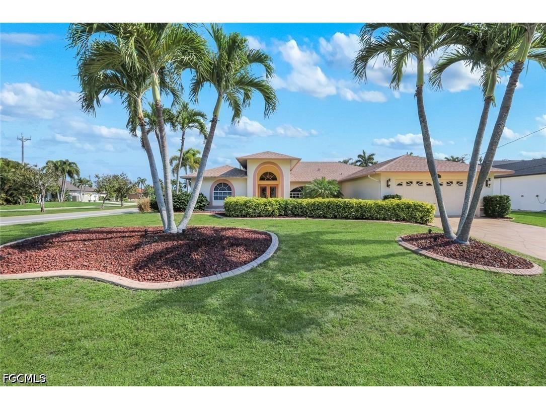 2725 SW 46th Terrace Cape Coral FL 33914 2026020689 image1