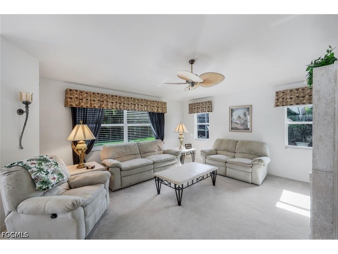 2725 SW 46th Terrace Cape Coral FL 33914 2026020689 image10