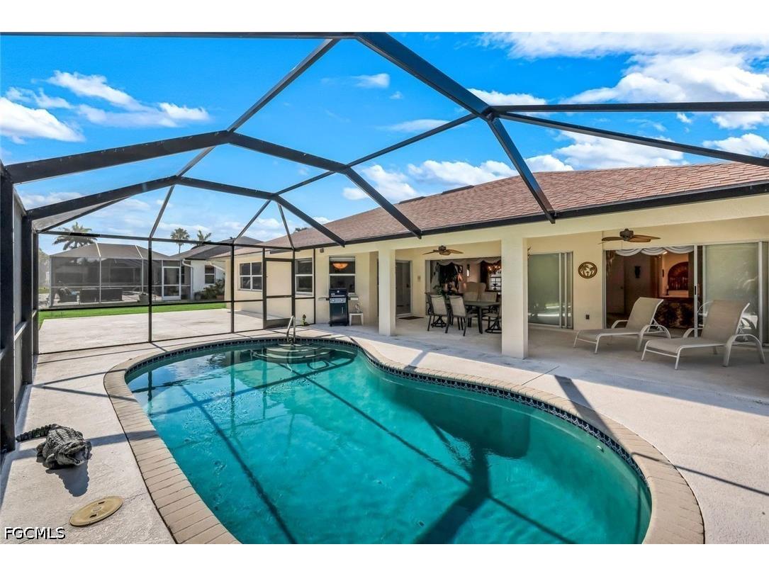 2725 SW 46th Terrace Cape Coral FL 33914 2026020689 image2