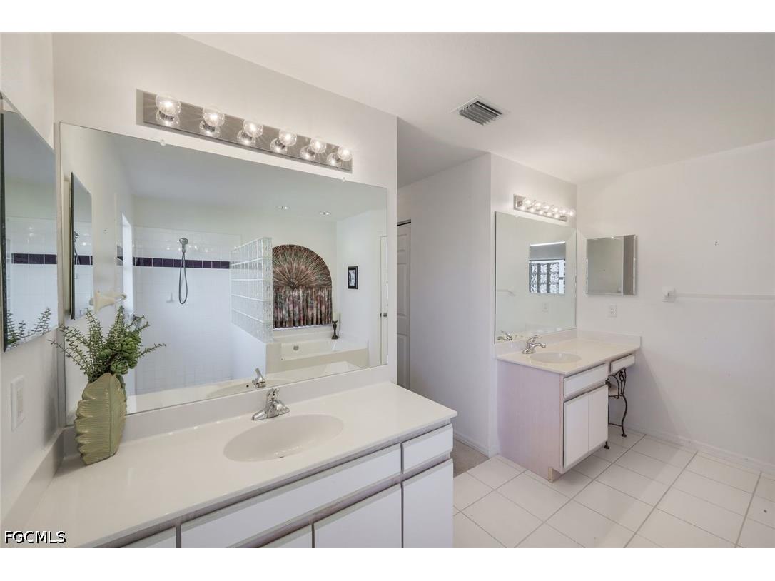 2725 SW 46th Terrace Cape Coral FL 33914 2026020689 image24