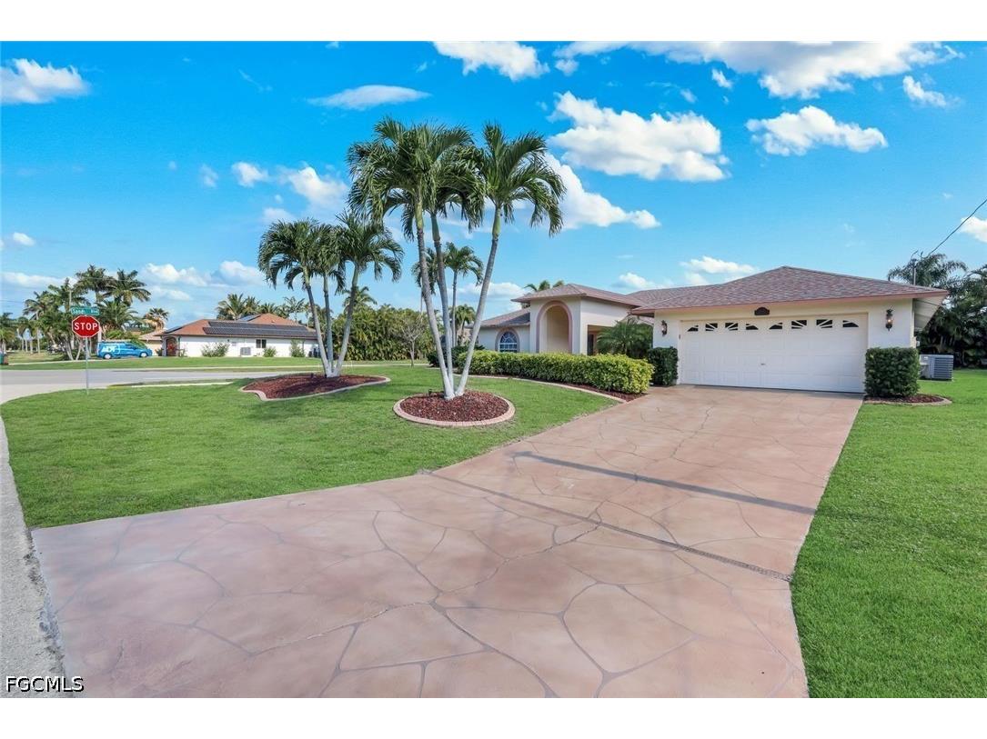 2725 SW 46th Terrace Cape Coral FL 33914 2026020689 image3