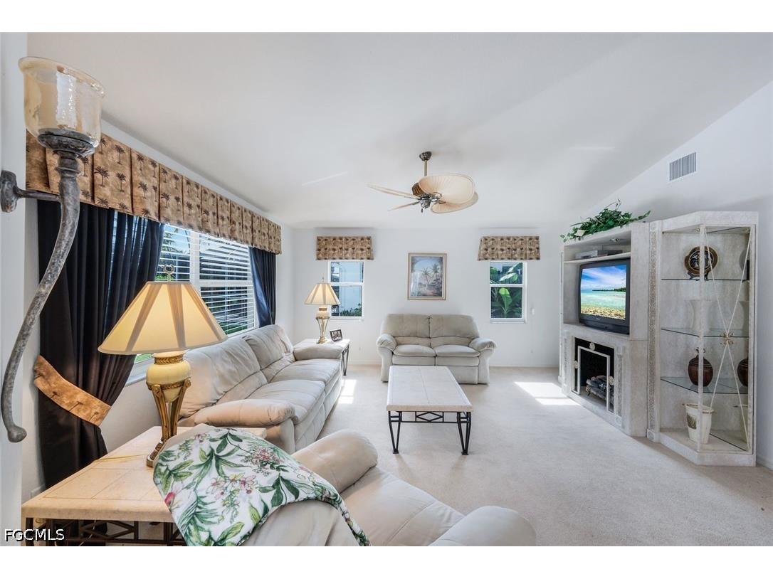 2725 SW 46th Terrace Cape Coral FL 33914 2026020689 image9