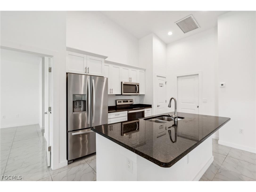 2725 SW Embers Terrace Cape Coral FL 33991 2026010327 image11