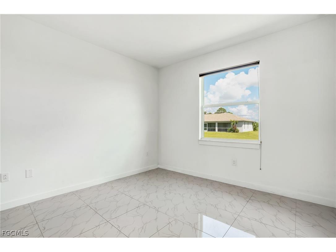 2725 SW Embers Terrace Cape Coral FL 33991 2026010327 image19