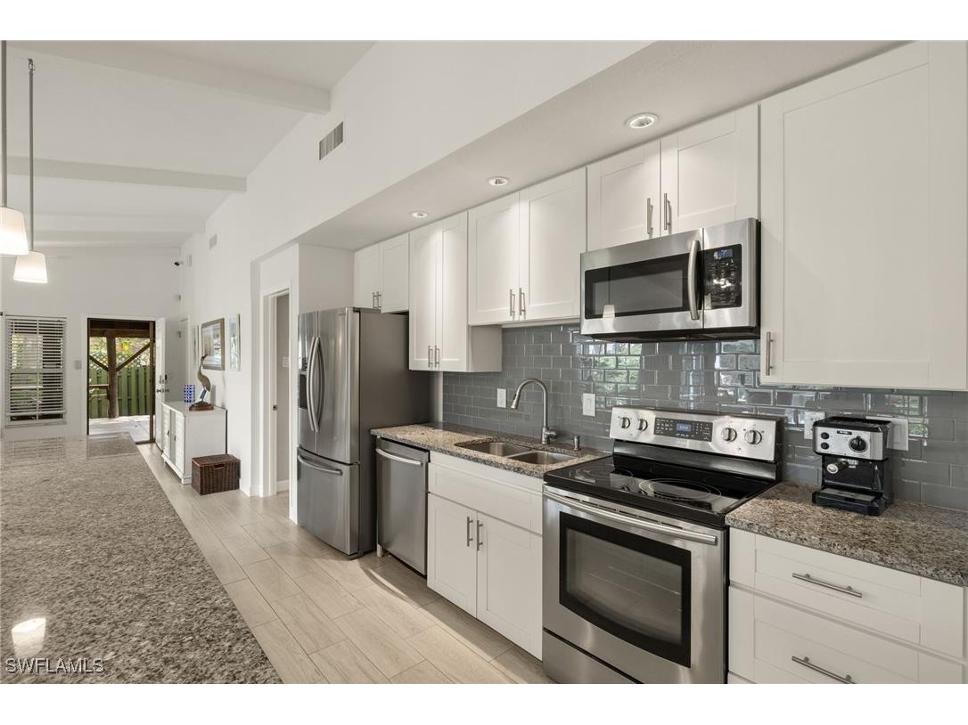 27251 Elwood Drive Bonita Springs FL 34135 225074913 image3