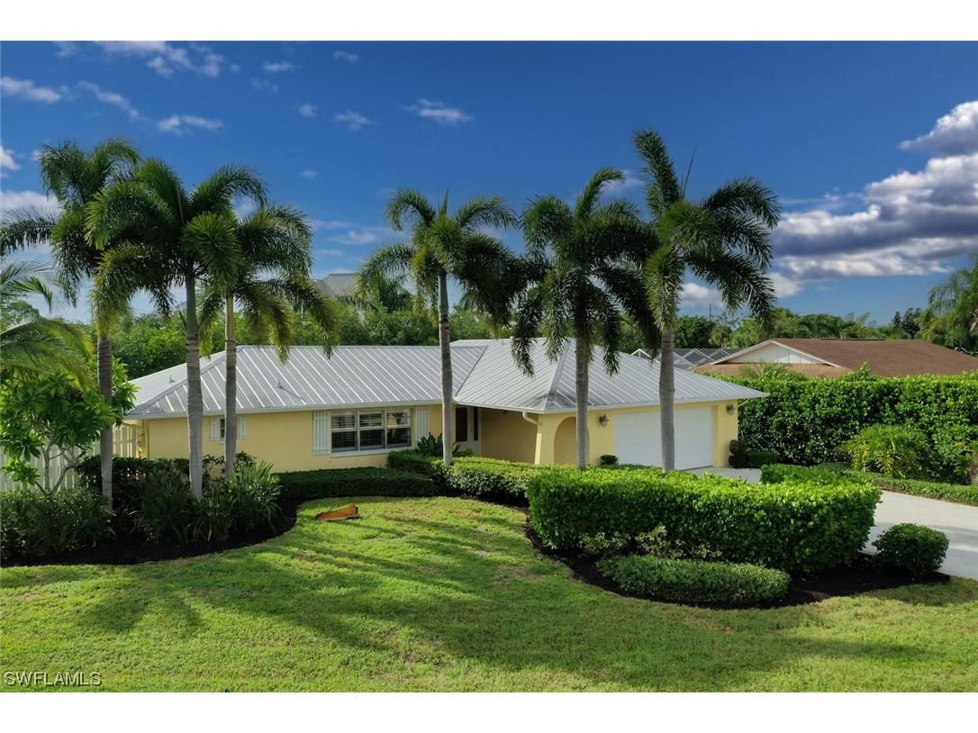 27256 Belle Rio Drive Bonita Springs FL 34135 223075435 image1