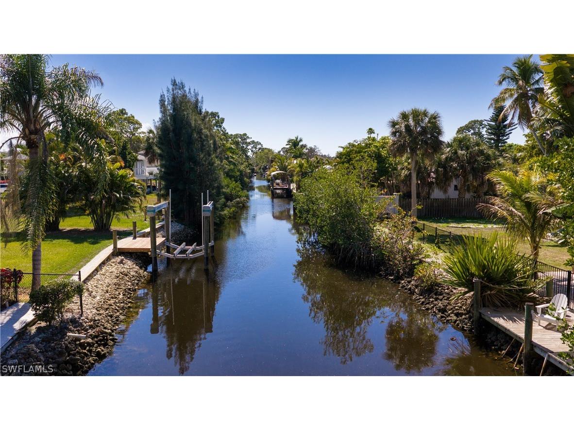 27257 Barbarosa Street Bonita Springs FL 34135 226007965 image10