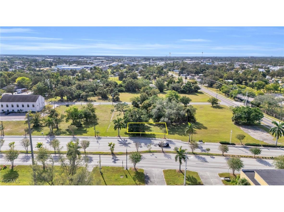 2726 Dr Martin Luther King Jr Boulevard Fort Myers FL 33916 2026001421 image2
