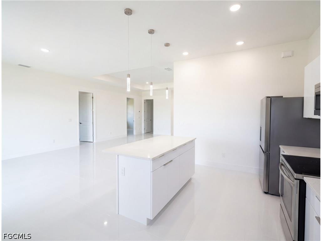 2726 NW 41st Place Cape Coral FL 33993 2026023799 image11