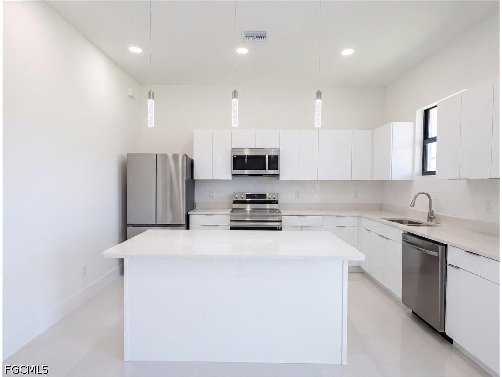 2726 NW 41st Place Cape Coral FL 33993 2026023799 image7